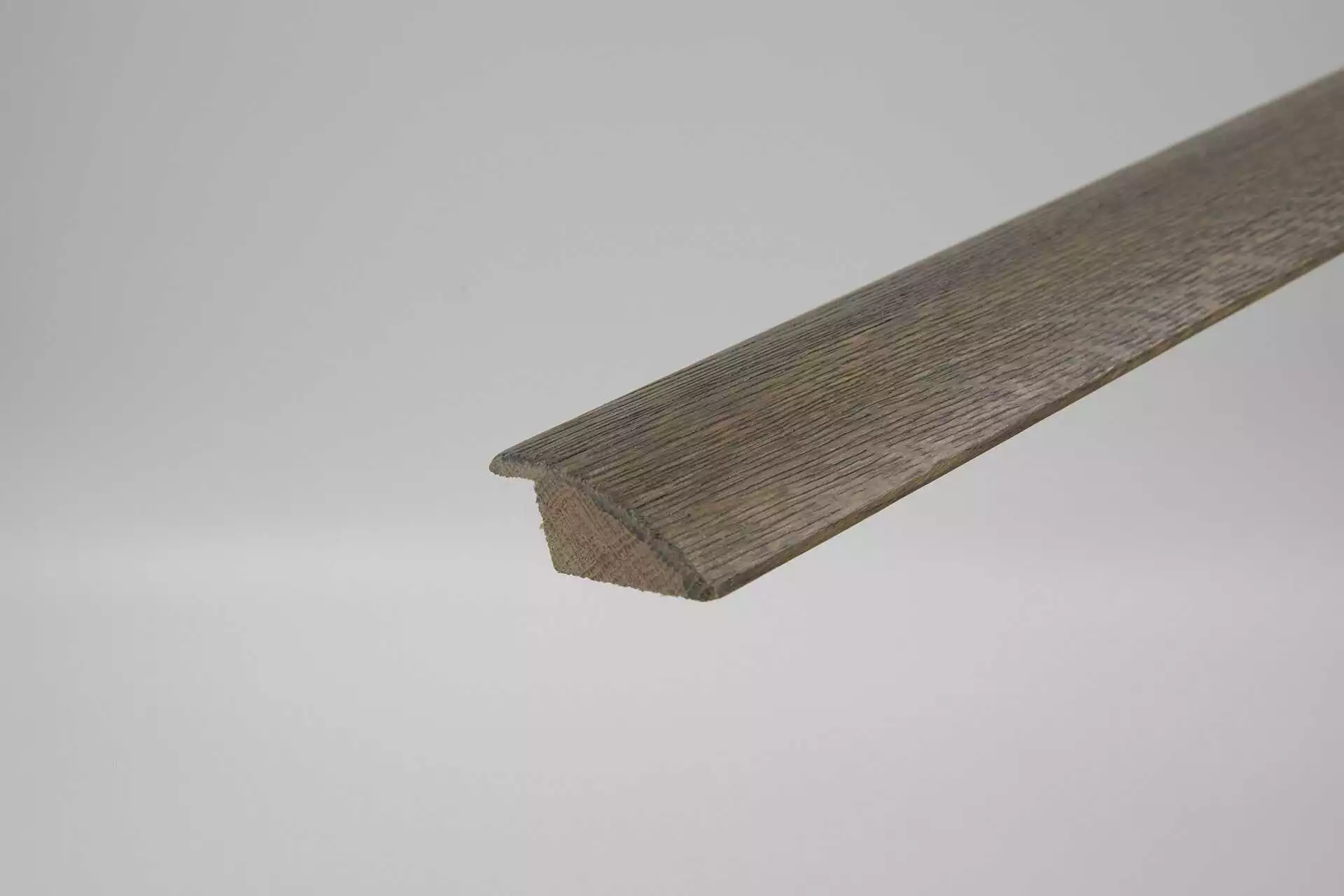 REDUCER THRESHOLD - ANTIC GREY OAK - Image 0