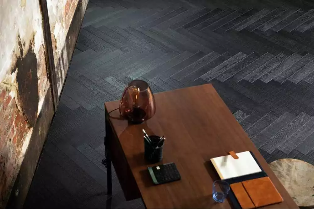 Parquet contrecollé chêne Baton Rompu Noir Intense, parquet pas cher
