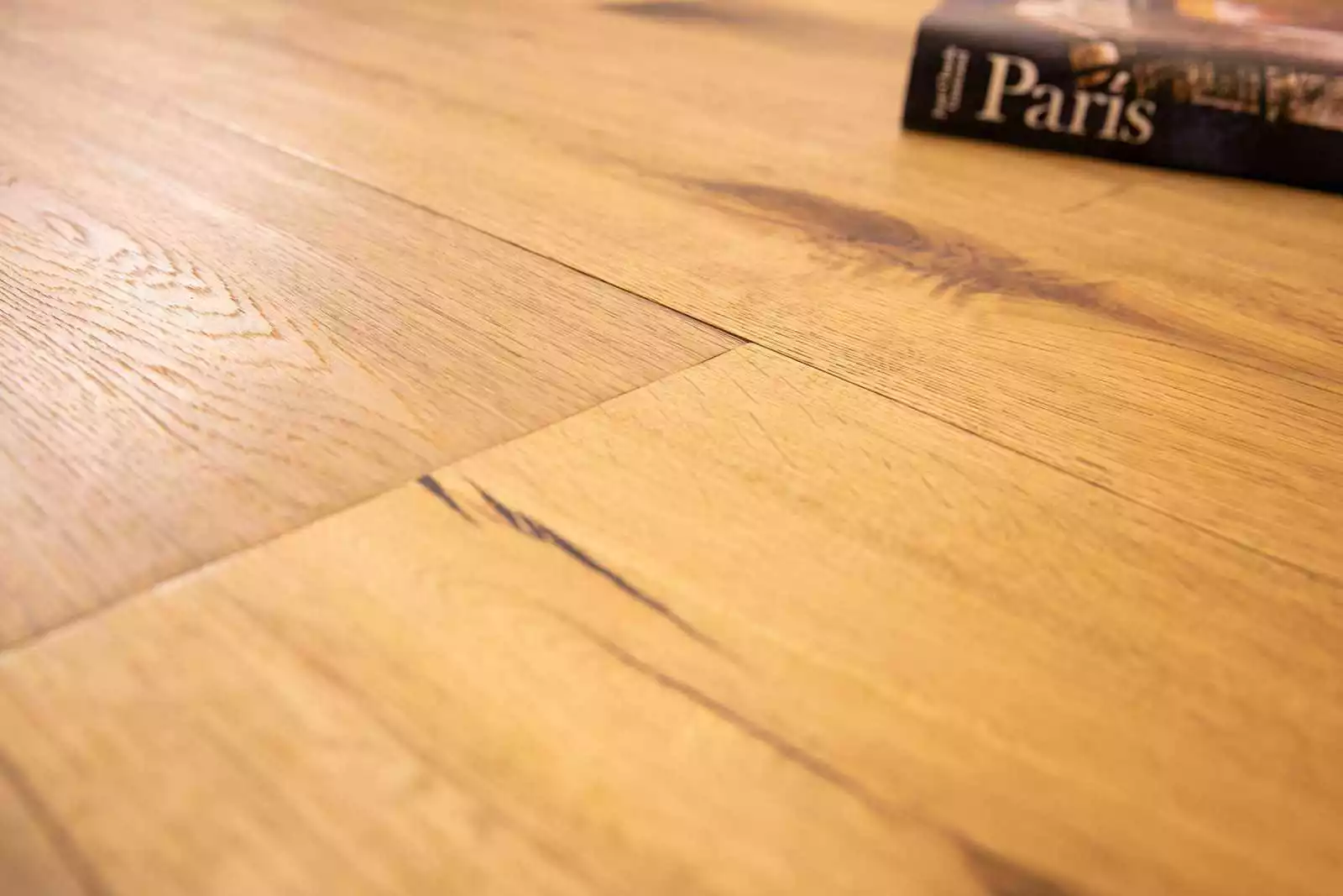 Parquet contrecollé chêne Old Story WAVY FUME Huilé