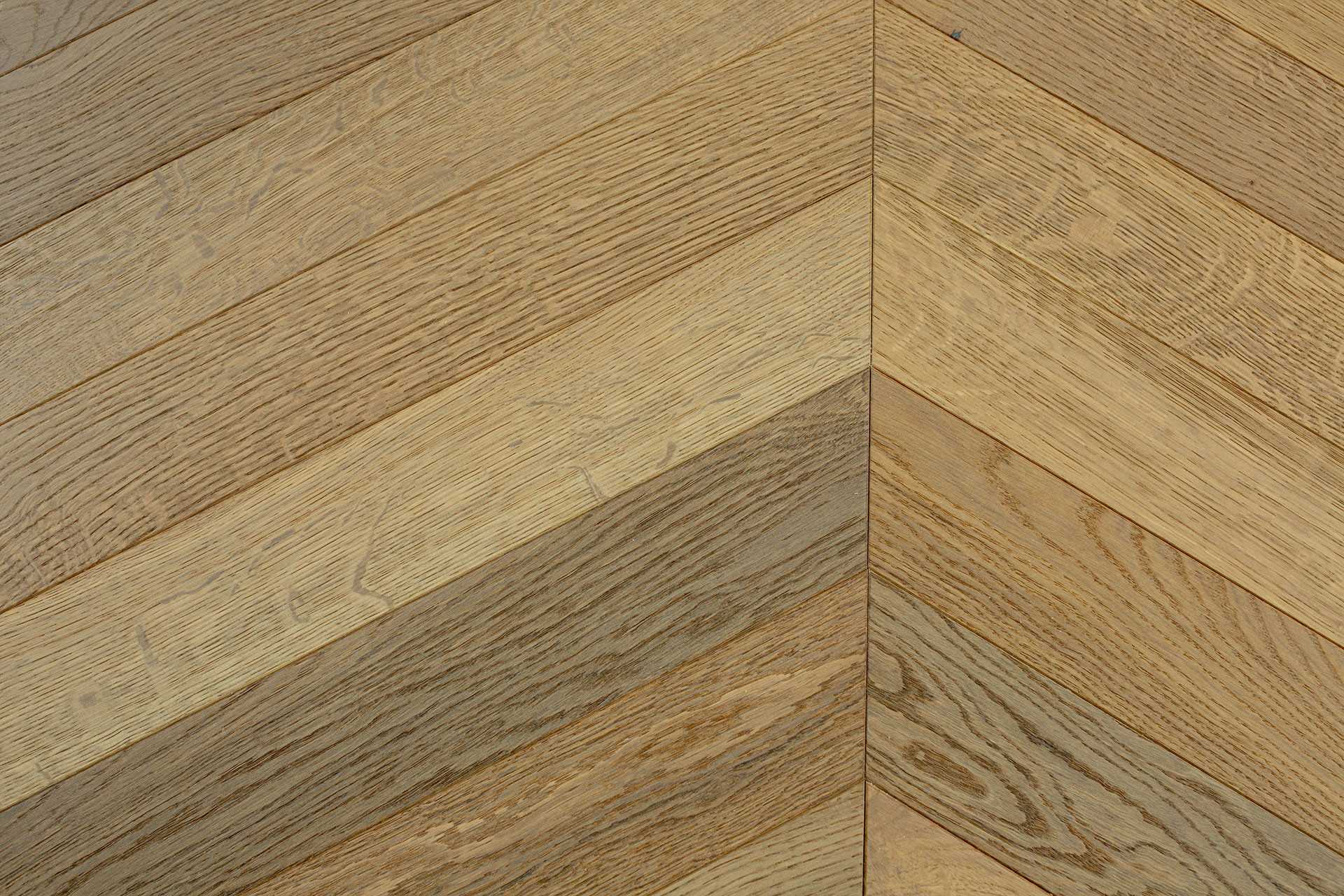 HAWK CHEVRON - Image 2