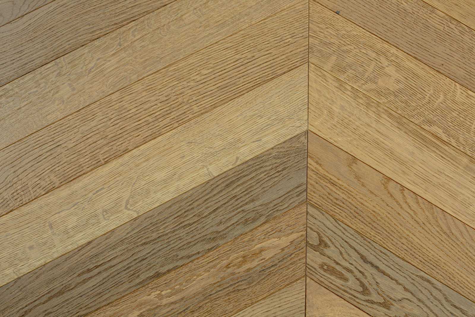 HAWK CHEVRON - Image 2