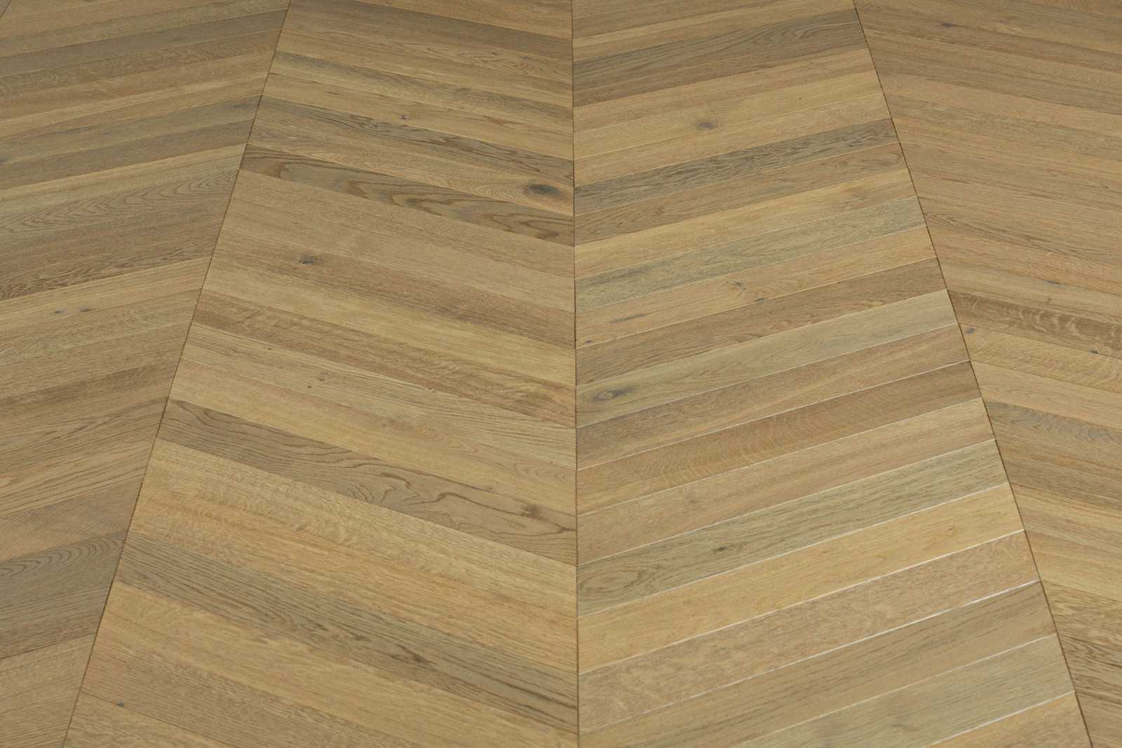 HAWK CHEVRON - Image 4