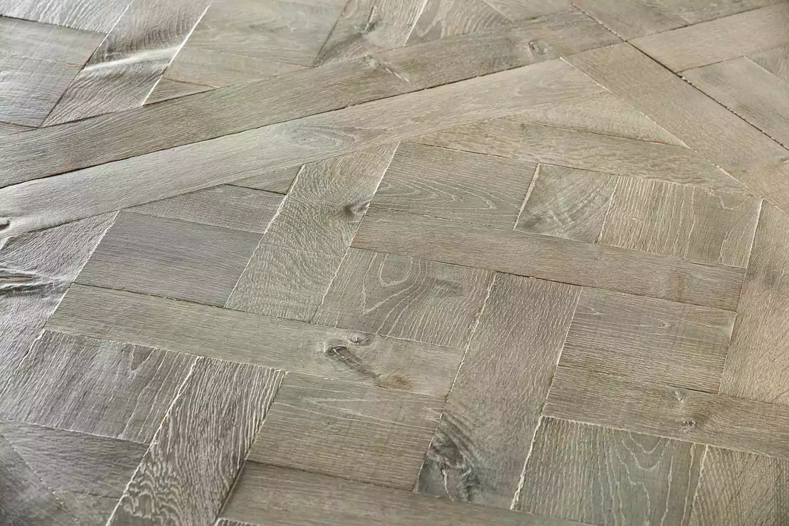 Parquet contrecollé chêne INVISIBLE, parquet pas cher