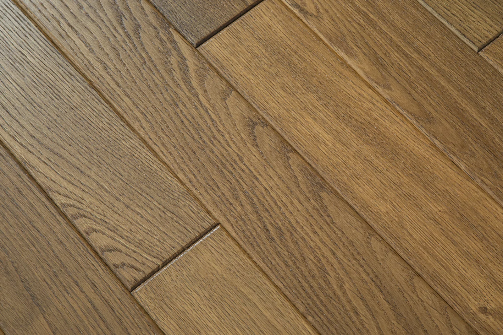 Parquet contrecollé chêne Point de Hongrie Heritage, parquet pas cher